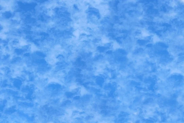 Візерунок Яскраво Синє Небо Ніжними Хмарами Фон — стокове фото