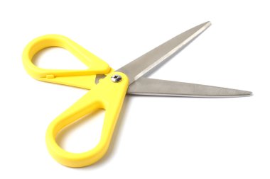 Kırtasiye makası beyaz arka planda, yakın plan, izole, üst görünüm