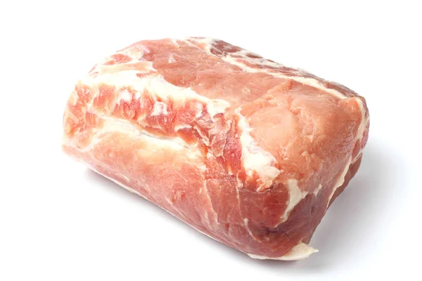 Ein Großes Stück Rohes Schweinefleisch Nahaufnahme Auf Weißem Hintergrund Isolieren — Stockfoto