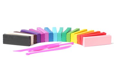 Çocukların yaratıcılığı ve nakış işi, kopyalama alanı, yakın çekim, izole etme, beyaz arkaplan.