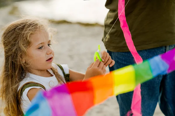 Close Little Girl Having Fun Flying Kite Beach Childoop Concept — Stock Photo, Image