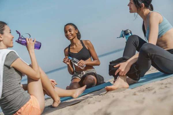 Junge Sportmädchen Beim Morgendlichen Training — Stockfoto