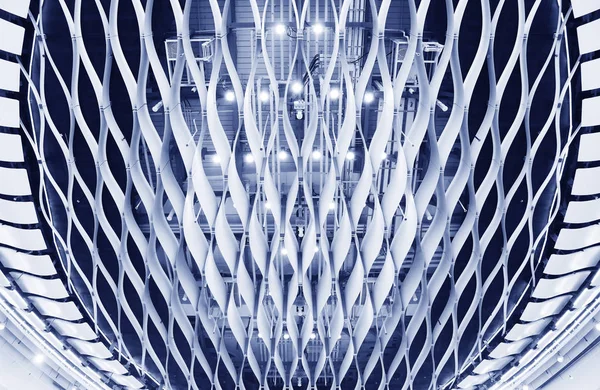 近代建築の天井。抽象的な背景パターンを作り — ストック写真