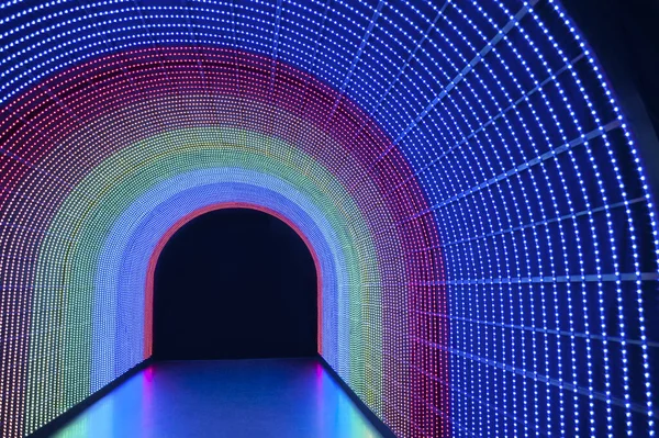 Vista interior del túnel con luz led iluminada — Foto de Stock