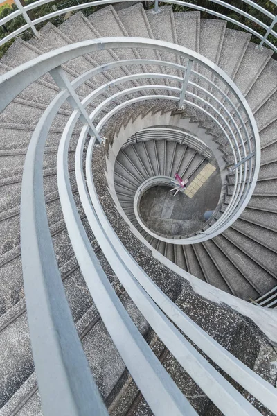 Escadaria Espiral Moderna Vazia Vista Cima — Fotografia de Stock