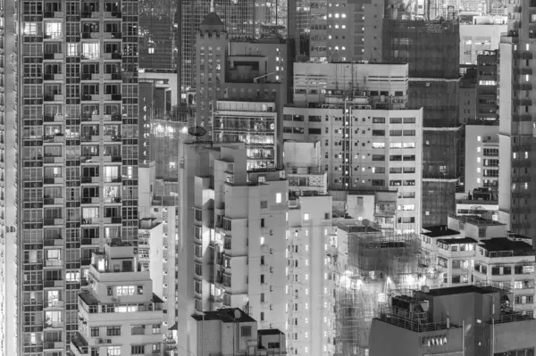 Πολυώροφα Οικιστικά Κτίρια Στο Χονγκ Κονγκ Την Νύχτα — Φωτογραφία Αρχείου