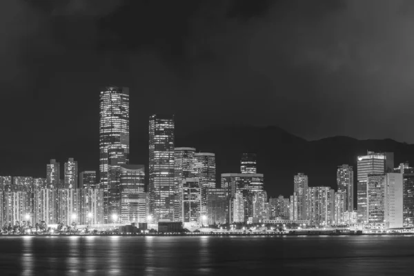 香港市区晚上的全景 — 图库照片