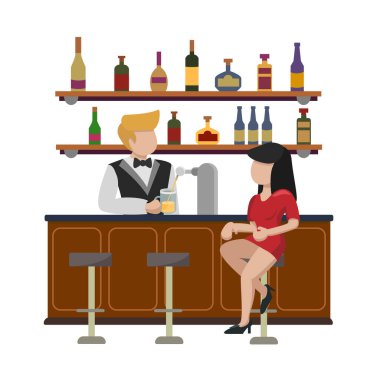 Kırmızı elbiseli genç bir kadın yüksek bar taburesinde oturuyor ve bir bardak bira siparişi bekliyor. Barmen bardağa alkol döker. Bar barının içi. Beyaz arka planda izole edilmiş.