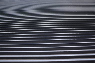 Arka plan gri yatay güneşlikler