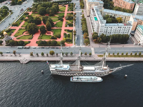 Aerialphoto navio à vela fragata vintage. São Petersburgo, Rússia. Flatley — Fotografia de Stock