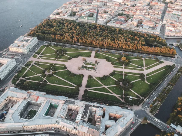 Foto aérea del centro de la ciudad, campo de Marte. Rusia, San Petersburgo — Foto de stock gratis