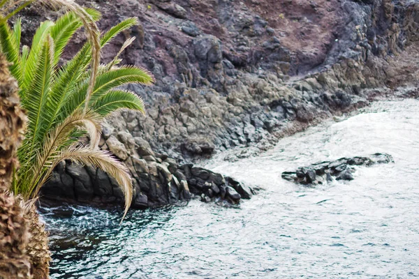 Costa Rochosa da Costa Adeje e Las Américas. Ilha de Tenerife, Canárias — Fotografia de Stock