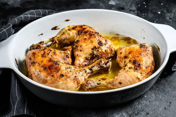 Fried Chicken Thighs Legs Spices Black Background Top View — Stock Photo, Image