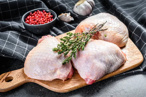 Coscia Pollo Crudo Carne Pollame Biologica Fondo Nero Vista Dall — Foto Stock