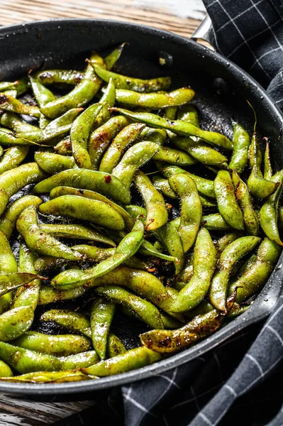 Soia Edamame Verde Cotta Padella Cibo Giapponese Sfondo Bianco Vista — Foto Stock