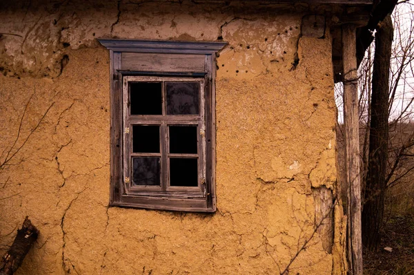 Old Ruined Village House Window Frame Broken Glass Peeling Paint — Stock Photo, Image