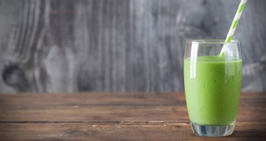 Taze yeşil smoothie