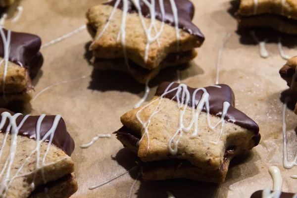 Weihnachtsplätzchen backen — Stockfoto