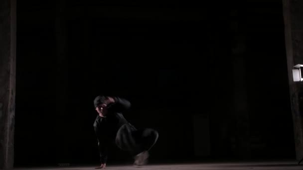 Hezký Mladý Muž Tanec Break Dance Hip Hop Street Dance — Stock video