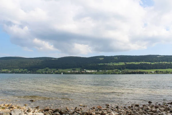 "Lac de Joux» σε Ελβετικές Άλπεις — Φωτογραφία Αρχείου