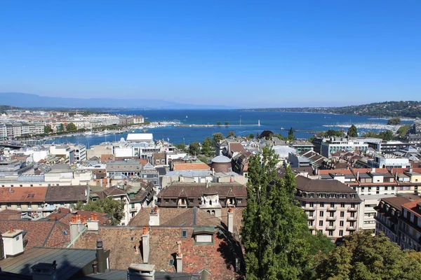 GENÈVE, SUISSE - 14 SEPTEMBRE - Vue de la ville depuis un hei — Photo