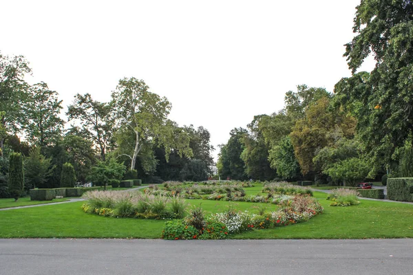 O Conservatório e Jardim Botânico da Cidade de Genebra — Fotografia de Stock