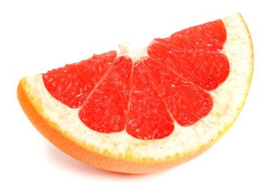 Sağlıklı yemek. Dilimlenmiş greyfurt beyaz arkaplanda izole edilmiş.