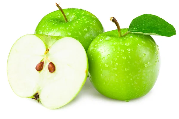 Grüne Äpfel Mit Scheiben Und Grünen Blättern Isoliert Auf Weißem — Stockfoto