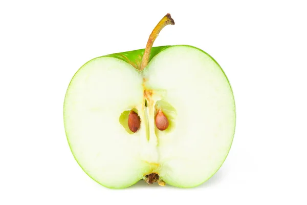 Moitié Pomme Verte Isolée Sur Fond Blanc — Photo