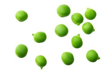 Taze taze bezelyeler beyaz arka planda izole edilmiş. Üst görünüm