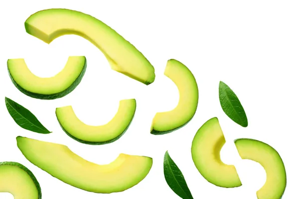 Gesneden Avocado Met Bladeren Geïsoleerd Witte Achtergrond Bovenaanzicht — Stockfoto