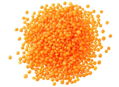 Beyaz arka planda izole edilmiş mercimek. Üst görünüm.