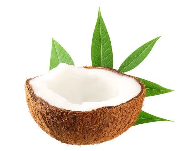 Hälfte Der Kokosnuss Mit Grünen Blättern Auf Weißem Hintergrund — Stockfoto
