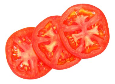 Beyaz arka planda izole edilmiş taze domates dilimleri. en üstteki görünüm