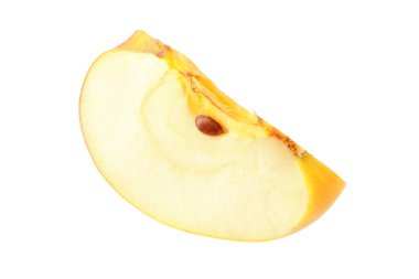 Kırmızı elma kesimi beyaz arkaplanda izole edildi