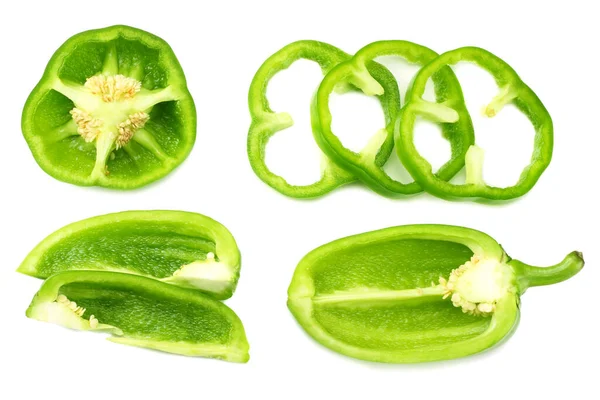 Pimiento Verde Dulce Con Rodajas Aisladas Sobre Fondo Blanco Vista —  Fotos de Stock