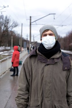 Viral salgın, tıbbi koruyucu maskeli adam, grip solunum hastalığı, koronavirüs...