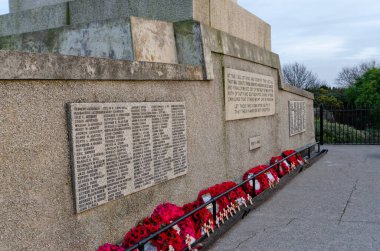 Hoylake & Batı Kirby Savaş Anıtı