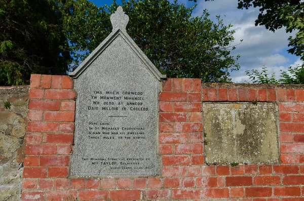 Abergele Aug 2019 Het Kerkhof Van Michael Church Bevat Deze — Stockfoto