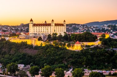 Slovak Cumhuriyeti'nin başkenti Bratislava castle.