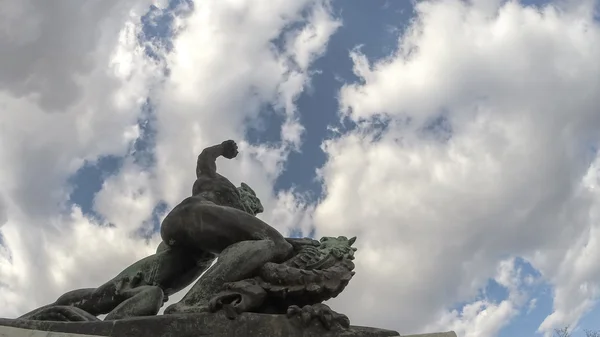 Estatua de la libertad en la colina de Gellert en Budapest en Hungría —  Fotos de Stock