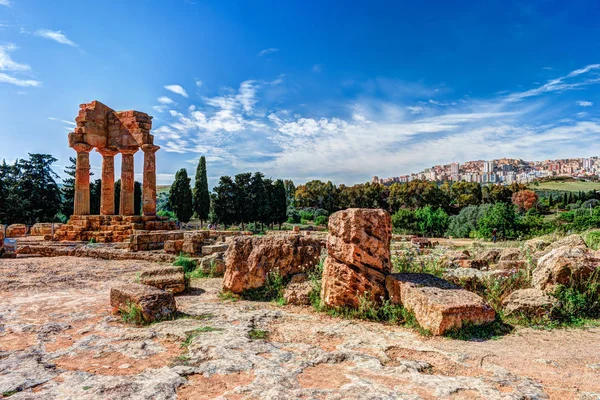 Agrigento, Sicilya. Tapınak Castor ve Pollux — Stok fotoğraf