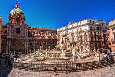 Ünlü Barok Piazza Pretoria, Palermo, Sicilya yazıklar Çeşmesi
