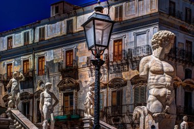 Ünlü Barok Piazza Pretoria, Palermo, Sicilya yazıklar Çeşmesi