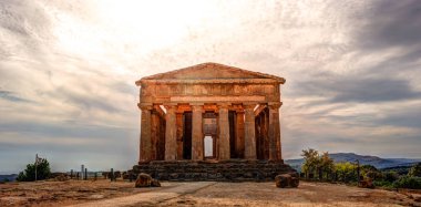 Concordia ünlü tapınak tapınak Vadisi Agrigento yakınlarında