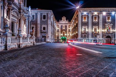 Sicilya, İtalya Catania Town Hall ile Piazza Duomo