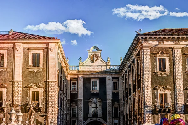 Sicilya, İtalya Catania Town Hall ile Piazza Duomo — Stok fotoğraf