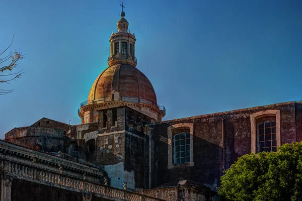 A Igreja de San Nicolo, Chiesa di San Nicolo lArena, Catania, Sicília — Fotografia de Stock