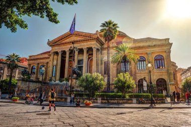 Ünlü Teatro Massimo Palermo