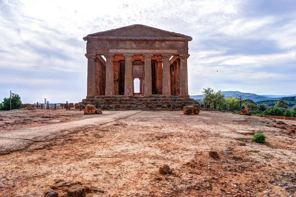 Concordia ünlü tapınak tapınak Vadisi Agrigento yakınlarında — Stok fotoğraf